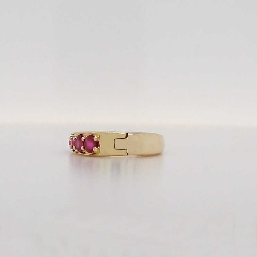 Ohrringe CH.ABRAMOWICZ | Ovale Klappscharniercreolen Gelbgold 585 18 Rubine 0,62Ct Krappen